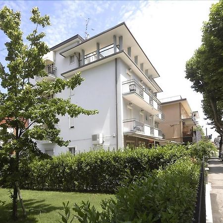 רימיני Hotel Ardesia מראה חיצוני תמונה