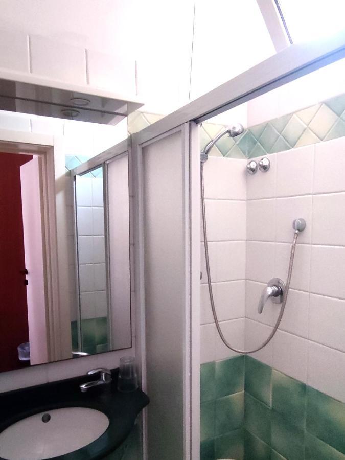 רימיני Hotel Ardesia מראה חיצוני תמונה