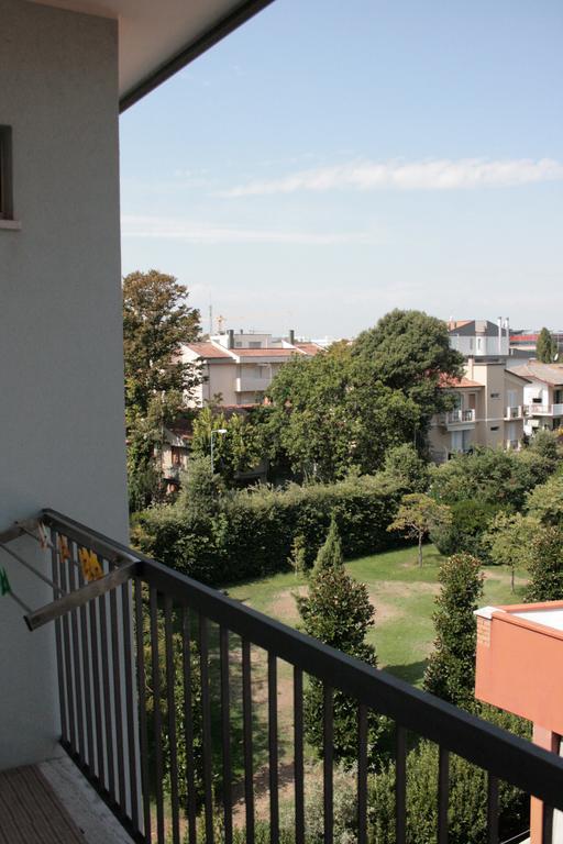 רימיני Hotel Ardesia מראה חיצוני תמונה